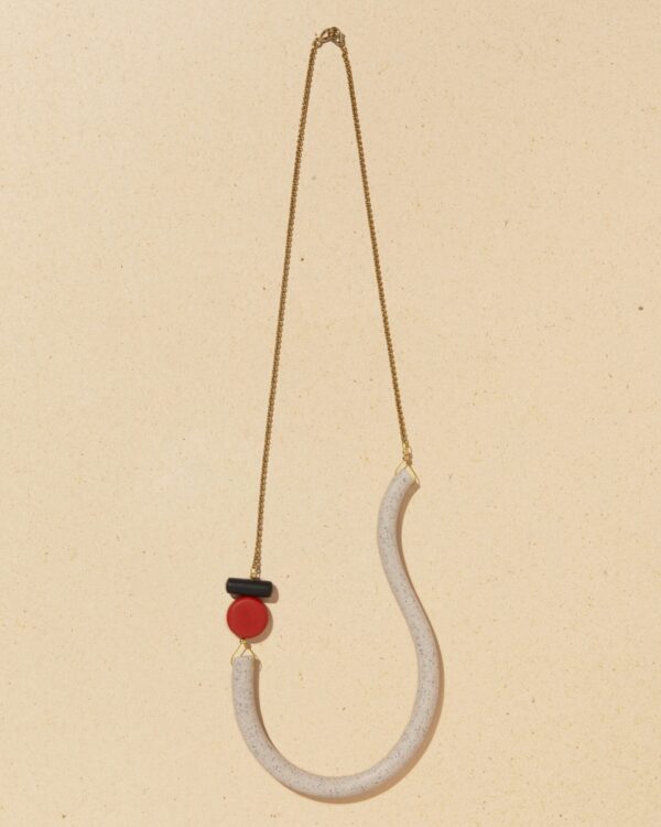 What¿ necklace - Sand