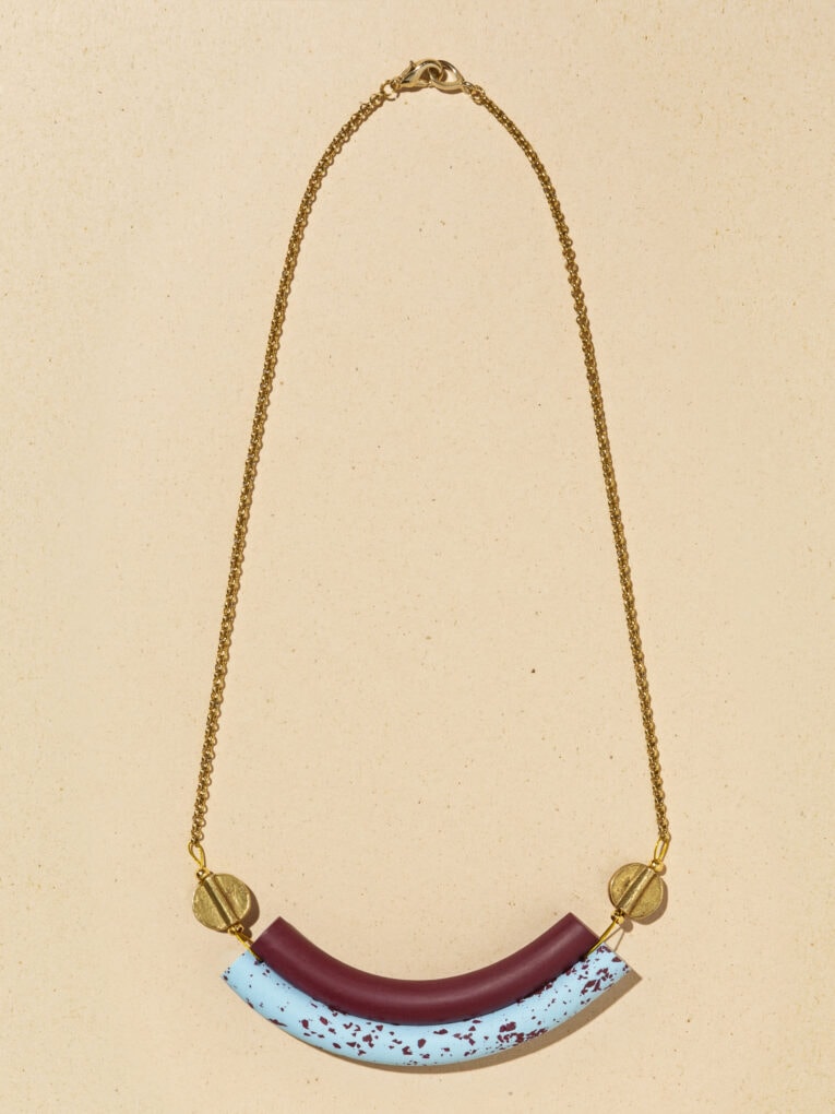 Arc Mono earrings | Sand 1 Smiling Petra necklace | Light blu