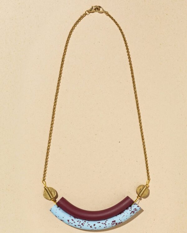 Smiling Petra necklace | Light blu