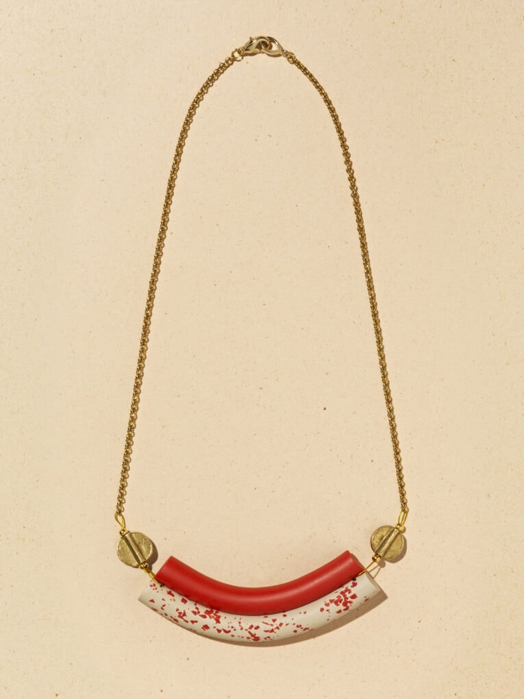 Smiling Petra necklace | Red 24 Smiling Petra necklace | Red