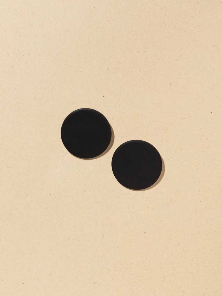 Viola full moon | Black earrings