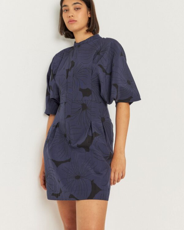 Candle Holder 16 Hebe-dress