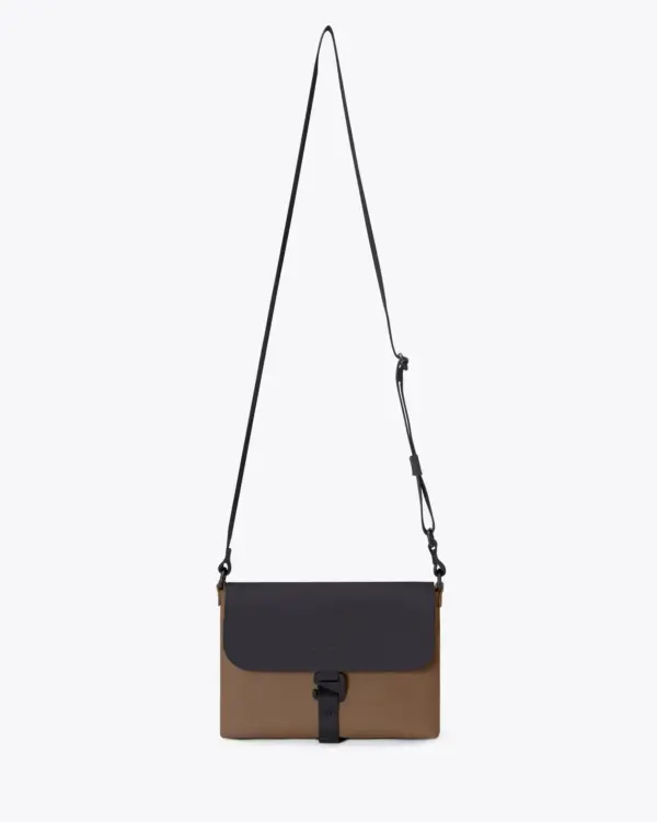 Jona Medium Bag | Light Almond - Olive 12 Yuri Bag | Black - Chestnut